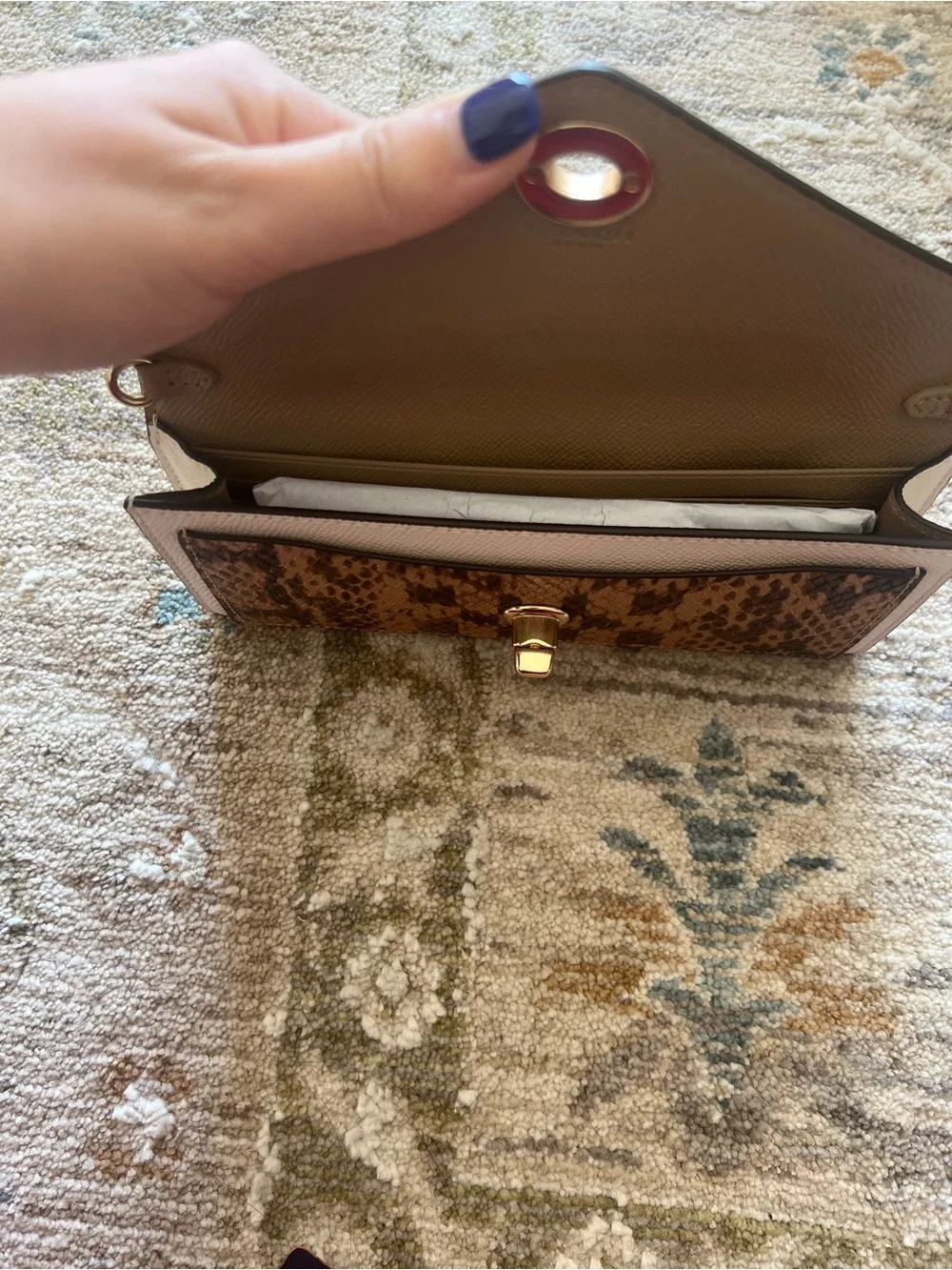 Coach Envelope Wallet on Chain - Picture 3 of 12